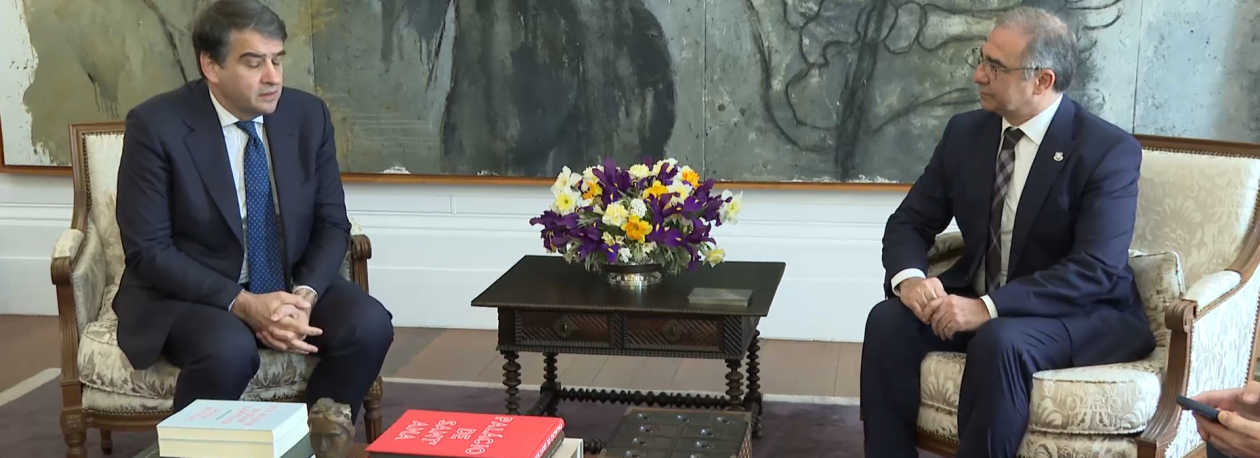 Imagem de Bolieiro diz que Vice-presidente da Comissão Europeia é um aliado das RUP