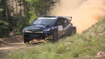 Imagem de Rali Terras d’Aboboreira foi pintado com as cores dos Açores