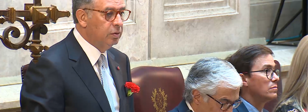 Imagem de Comemorações 25 de Abril: “A Liberdade não desaparece de uma vez”