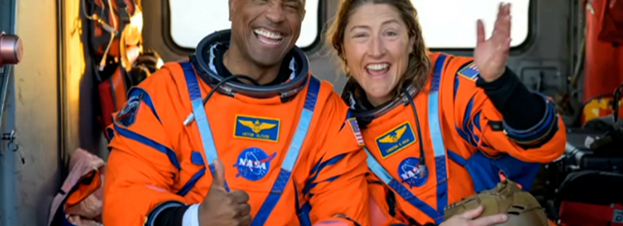 Imagem de Astronautas da Artemis II regressam à terra em segurança