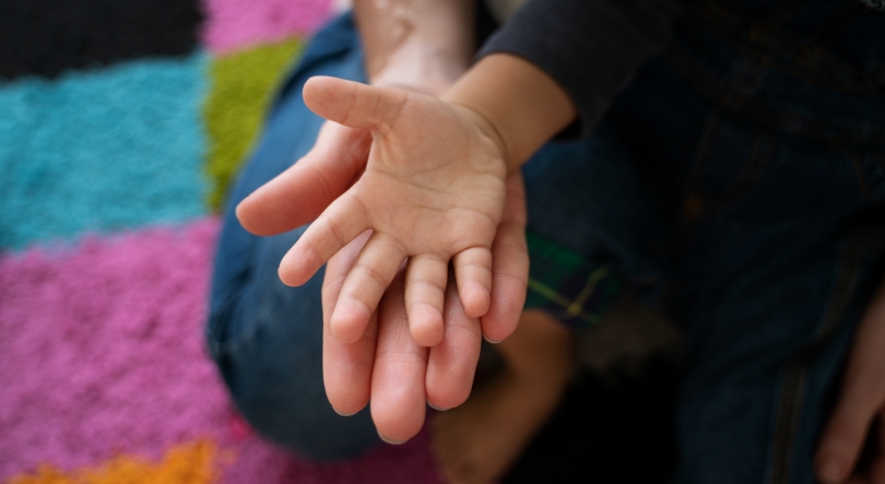 Imagem de Campanha 'Quem ama, protege' visa alertar para os maus-tratos na infância