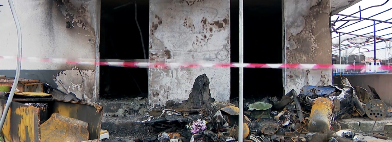 Imagem de Comunidade une-se para ajudar pescadores que perderam tudo no incêndio na Ribeira Quente