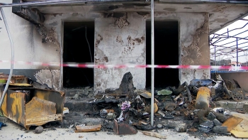 Imagem de Comunidade une-se para ajudar pescadores que perderam tudo no incêndio na Ribeira Quente