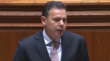 Imagem de Subsídio Mobilidade: Montenegro diz que aprovação das alterações foi um “monumental tiro no pé”