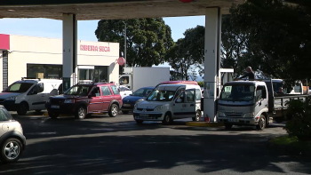 Imagem de Combustíveis: Filas nos postos de abastecimento antes da entrada em vigor dos novos preços