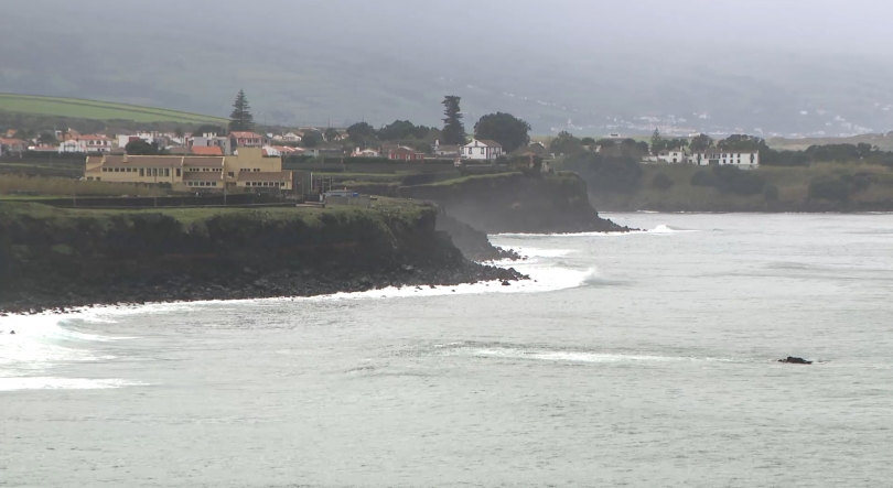Imagem de Prisão preventiva para suspeito de furtos em Rabo de Peixe
