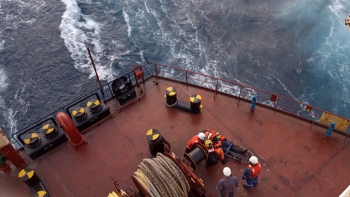 Imagem de Marinha coordena 2 resgastes ao largo dos Açores