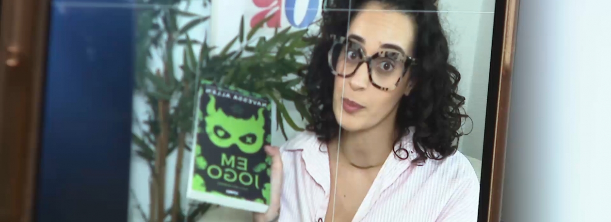 Imagem de De “não leitora” a influenciadora literária: Conheça a história de Sara Linhares