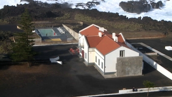 Imagem de Termas da Ferraria em São Miguel fecham portas