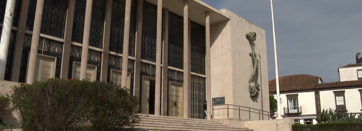 Imagem de Maus tratos: Retomado hoje julgamento das ex-funcionárias da creche em Rabo de Peixe