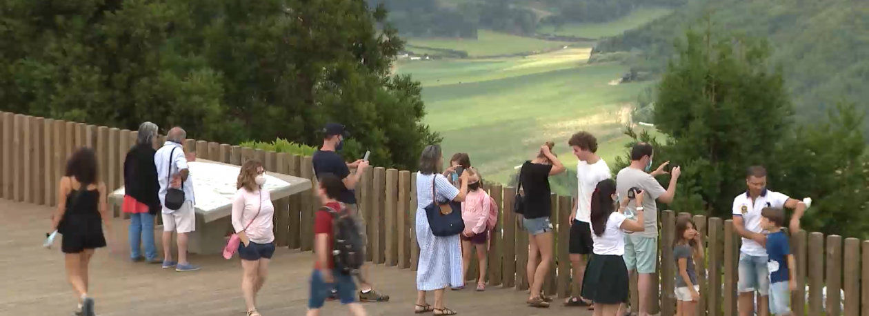 Imagem de Empresários denunciam “colapso do Turismo” e “asfixia financeira dos Açores”