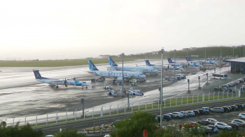 Imagem de Turismo e Economia dos Açores sob pressão