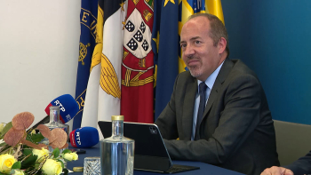 Governador do Banco de Portugal considera fundamental arranjar formas de compensar saída da Ryanair