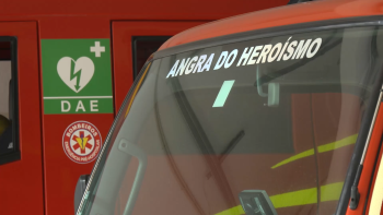 Incêndio reduz a cinzas o Talho Galo em Angra do Heroísmo