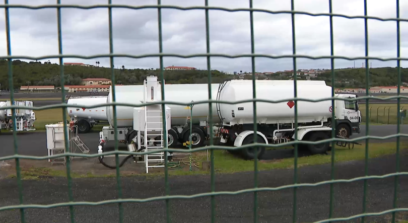 Aerogare das Lajes retoma abastecimento regular de combustível a aeronaves civis