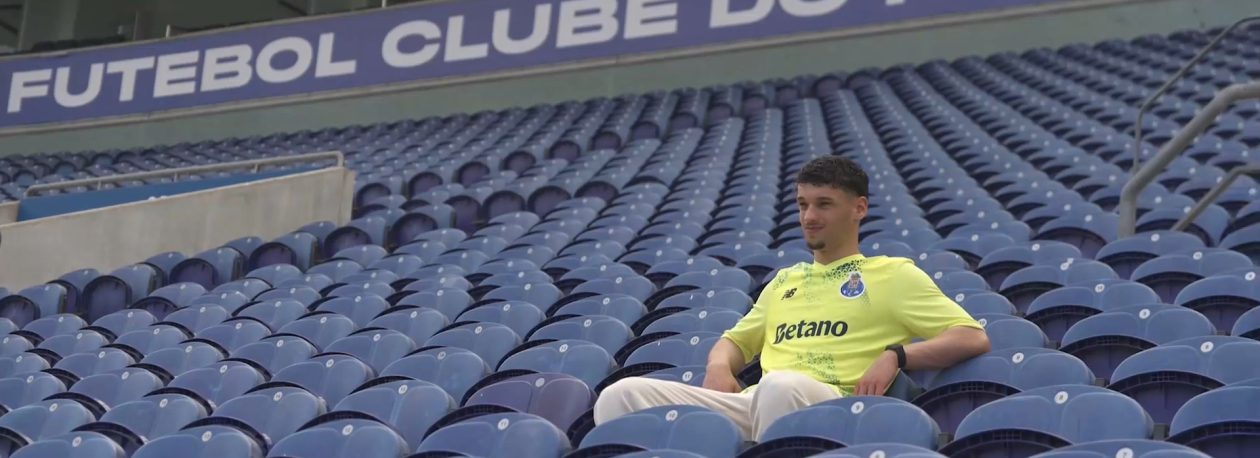 Imagem de João Afonso assina pelo Futebol Clube do Porto  até 2031