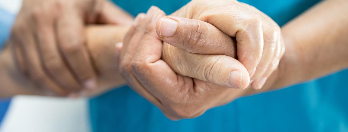Imagem de Há 40 idosos abandonados no Hospital de Ponta Delgada