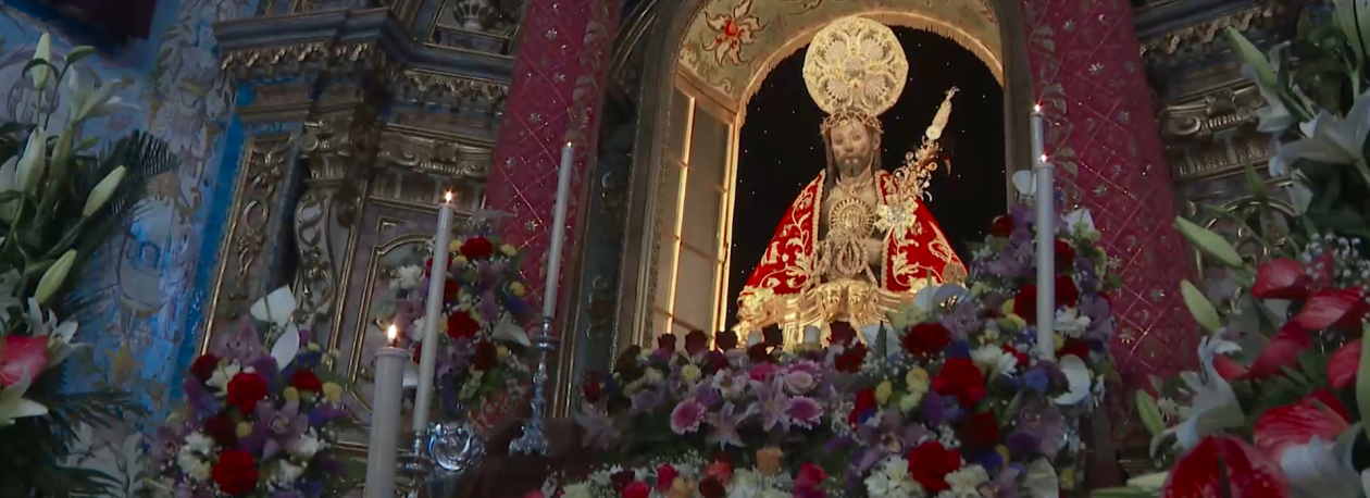 Imagem de Visitantes ficam a poucos metros do Santo Cristo em visitas guiadas ao Convento da Esperança