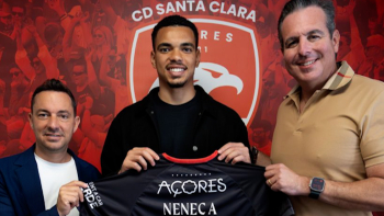 Imagem de Guarda-redes Neneca assina em definitivo pelo Santa Clara