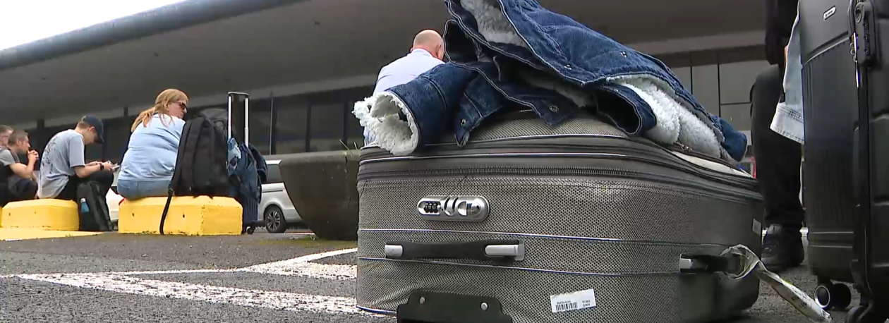 Imagem de SATA reajusta operação após 175 voos afetados pelo nevoeiro em Ponta Delgada