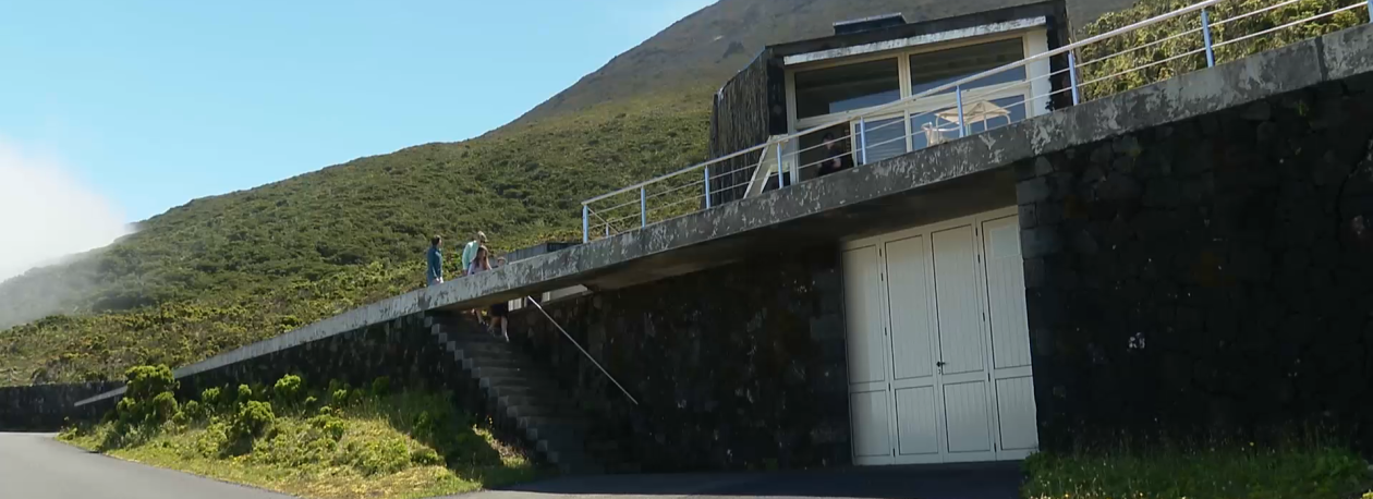 Imagem de Irregularidades no acesso à montanha do Pico