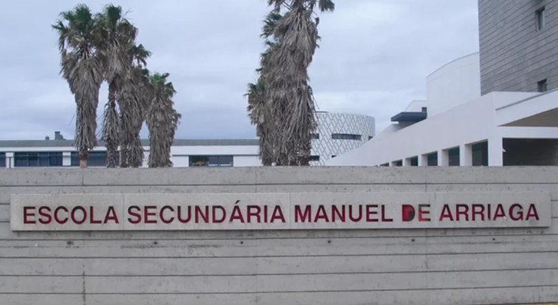 Professor condenado por crime de maus tratos a aluno no Faial