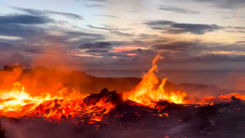 Incêndio na Serralharia dos Altares na ilha Terceira