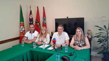 Imagem de Trabalhadores da Fábrica de Tabaco Micaelense ameaçam partir para greve