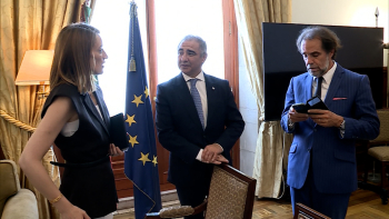 Imagem de Presidentes dos Governos dos Açores e da Madeira reuniram com Roberta Metsola