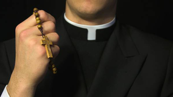 Imagem de Padre condenado a pena suspensa por tentativa de abuso sexual de menor