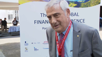 Prémio Nobel da Economia Joel Mokyr avisa que a IA vai mudar tudo