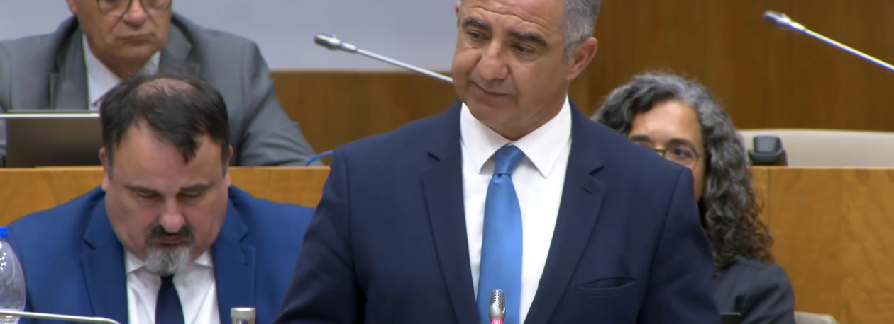 Imagem de Bolieiro exige à República concretização dos discursos do 10 de Junho