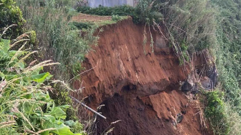 Derrocada em Santo António na ilha de São Miguel leva a evacuação de várias moradias