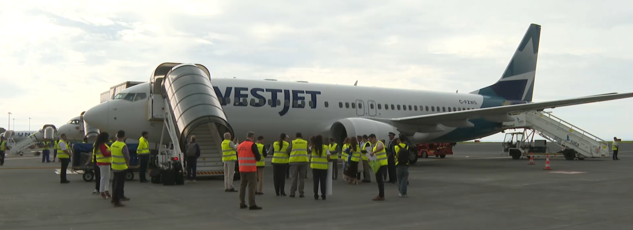 Imagem de WestJet fez hoje voo inaugural entre Toronto e Ponta Delgada