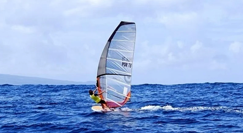 Imagem de Fórmula Windsurf: Mário Medeiros traz para os Açores 3 títulos de campeão