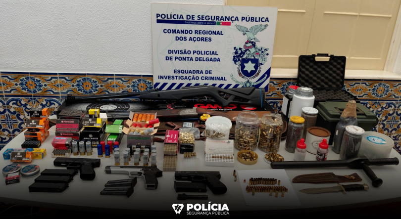 PSP apreende armas, munições e material destinado à recarga de munições