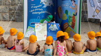 Sociedade Ponto Verde leva campanha de sensibilização às praias de São Miguel