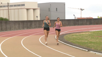 Nacional Atletismo sub-18: Anamar Jorge e Helena Rodrigues sobem ao pódio
