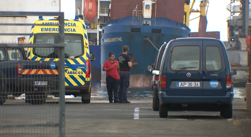 Cadáver encontrado junto ao Porto de Pescas de Ponta Delgada