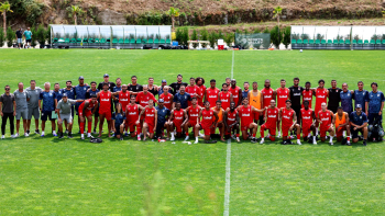 Imagem de Santa Clara termina estágio em Penafiel com vitória por 3-0 frente ao Arouca