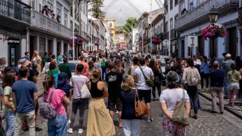 Festival Rua Direita dedicado à celebração dos 50 anos da autonomia regional