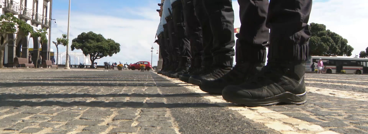 Imagem de GNR e a PSP  manifestam-se hoje em Ponta Delgada pela defesa das suas carreiras e condições de trabalho