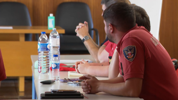 Formadores de Bombeiros Infantes: Treinos práticos e aulas teóricas para as escolas