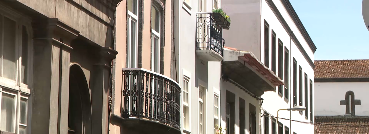 Imagem de Açores e Madeira lideram procura imobiliária em Portugal por parte de estrangeiros
