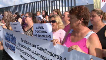 Greve na Cofaco: Trabalhadores reivindicam progressão, 85% receberam salário mínimo