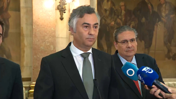Exames Nacionais: Ministro Fernando Alexandre garante que estão corrigidos