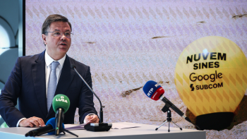 Imagem de Lançamento do cabo submarino transatlântico Nuvem da Google hoje em Lisboa