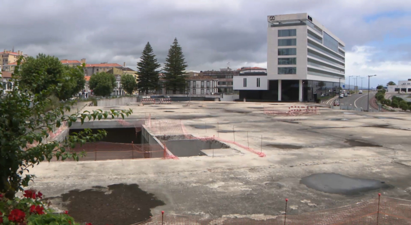 Pedida prorrogação de prazo para conclusão de hotel na Calheta Pêro de Teive