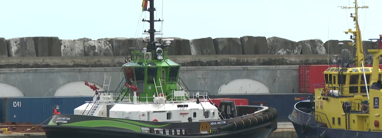 Imagem de Primeiro rebocador elétrico da Região já está no porto de Ponta Delgada