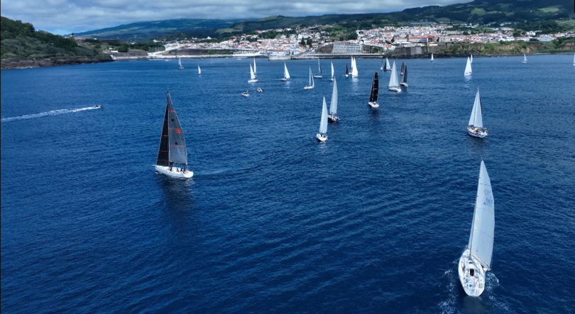 Imagem de Regata Atlantis Cup: Participantes já saíram de Angra rumo à Horta